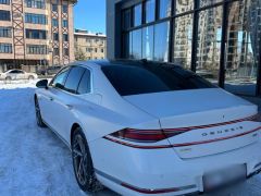 Photo of the vehicle Genesis G90