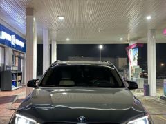 Photo of the vehicle BMW X5