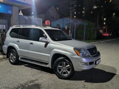 Photo of the vehicle Lexus GX