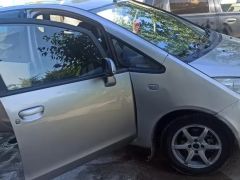 Сүрөт унаа Mitsubishi Colt