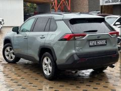 Сүрөт унаа Toyota RAV4