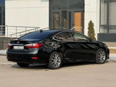 Photo of the vehicle Lexus ES