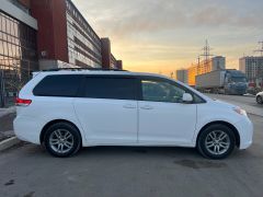 Сүрөт унаа Toyota Sienna