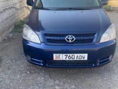 Сүрөт унаа Toyota Avensis Verso