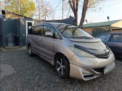 Фото авто Toyota Estima