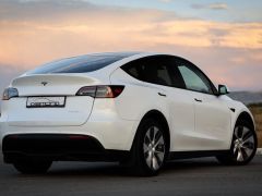 Сүрөт унаа Tesla Model Y