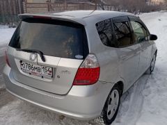 Фото авто Honda Fit