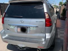 Photo of the vehicle Lexus GX