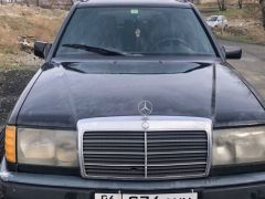 Сүрөт унаа Mercedes-Benz W124