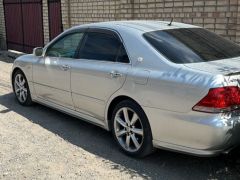 Photo of the vehicle Toyota Crown