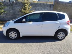 Photo of the vehicle Honda Fit