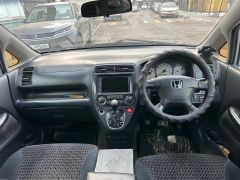 Фото авто Honda Stream