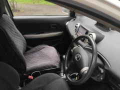 Photo of the vehicle Toyota Ist