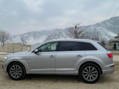 Сүрөт унаа Audi Q7