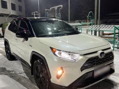 Сүрөт унаа Toyota RAV4