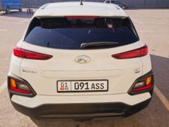 Сүрөт унаа Hyundai Kona