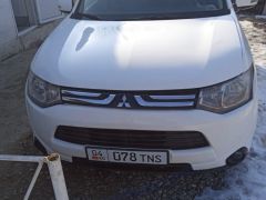 Фото авто Mitsubishi Outlander