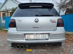 Сүрөт унаа Volkswagen Golf GTI