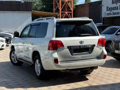 Фото авто Toyota Land Cruiser