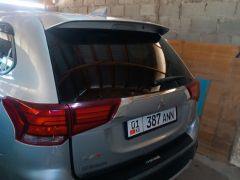 Фото авто Mitsubishi Outlander