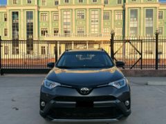 Сүрөт унаа Toyota RAV4