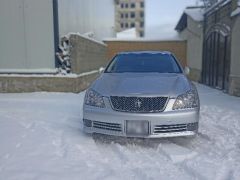 Фото авто Toyota Crown