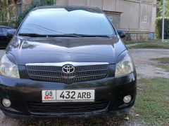 Сүрөт унаа Toyota Corolla Verso