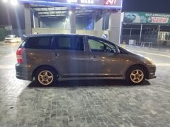 Фото авто Toyota Wish