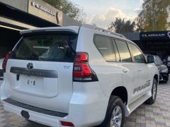 Сүрөт унаа Toyota Land Cruiser Prado