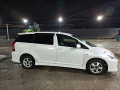 Фото авто Toyota Wish