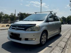 Фото авто Toyota Ipsum