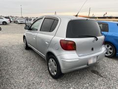 Фото авто Toyota Vitz