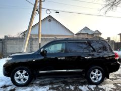 Photo of the vehicle Toyota Land Cruiser