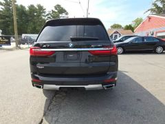 Photo of the vehicle BMW X7