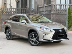 Photo of the vehicle Lexus RX