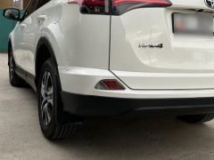 Сүрөт унаа Toyota RAV4