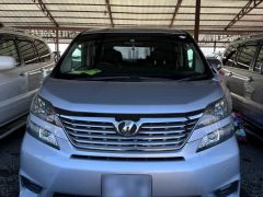 Фото авто Toyota Alphard