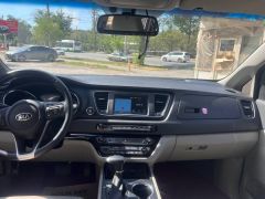 Сүрөт унаа Kia Carnival