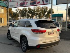 Фото Toyota Highlander  2018