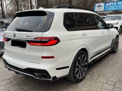 Photo of the vehicle BMW X7