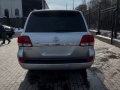 Сүрөт унаа Toyota Land Cruiser