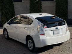 Фото авто Toyota Prius