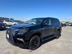 Photo of the vehicle Lexus GX