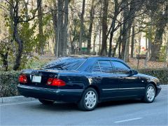 Photo of the vehicle Mercedes-Benz E-Класс