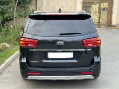 Фото авто Kia Carnival