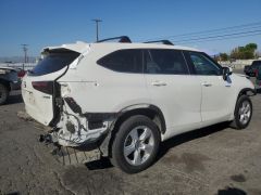 Фото авто Toyota Highlander