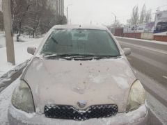 Сүрөт унаа Toyota Vitz