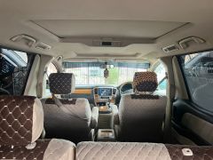 Сүрөт унаа Toyota Alphard