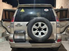 Сүрөт унаа Toyota Land Cruiser Prado