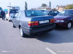 Фото авто Volkswagen Vento